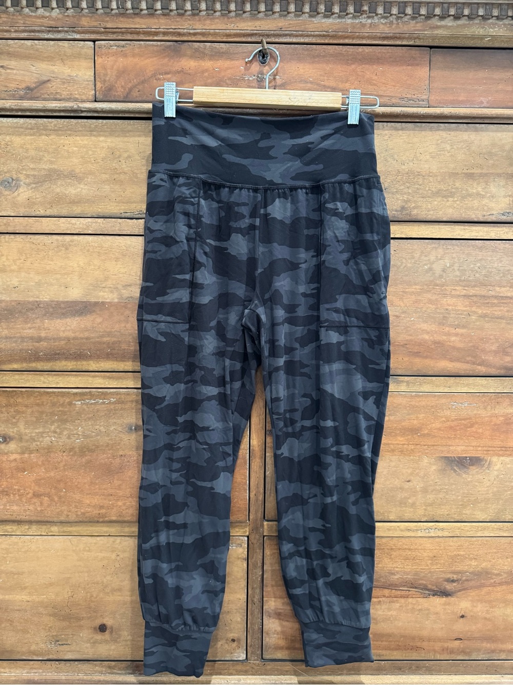 Athleta joggers